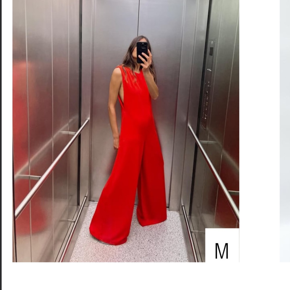 ZARA - jumpsuit size Medium (wide leg/flare) NWT